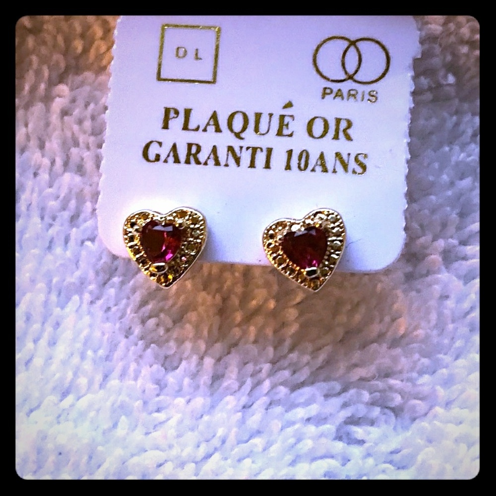 Woman gold plated earrings